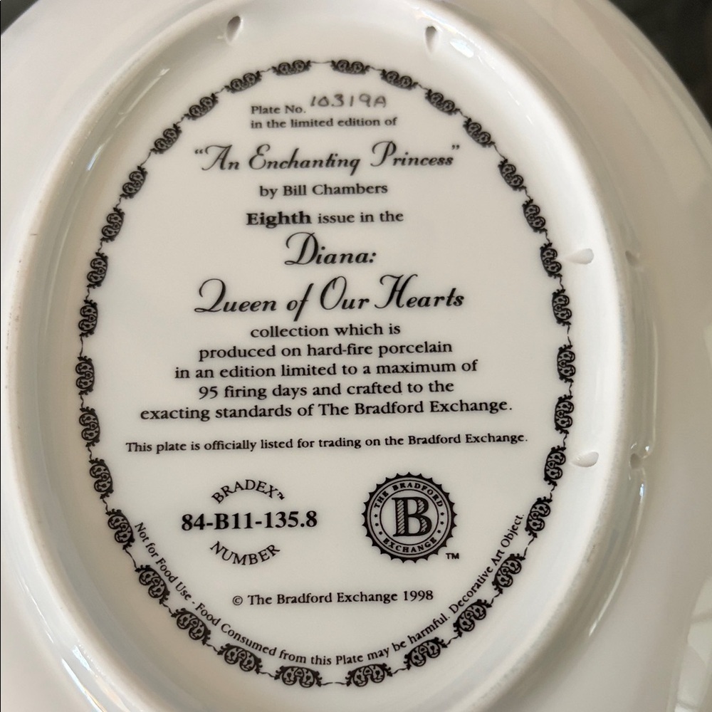 Commemorative plate from The Bradford Exchange “Diana Queen of our hearts.” - Picture 3 of 6